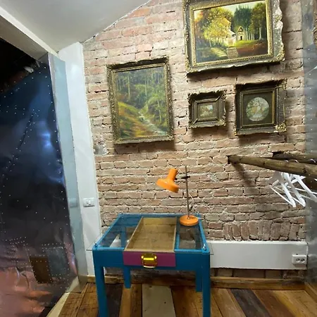 A La Διαμέρισμα *