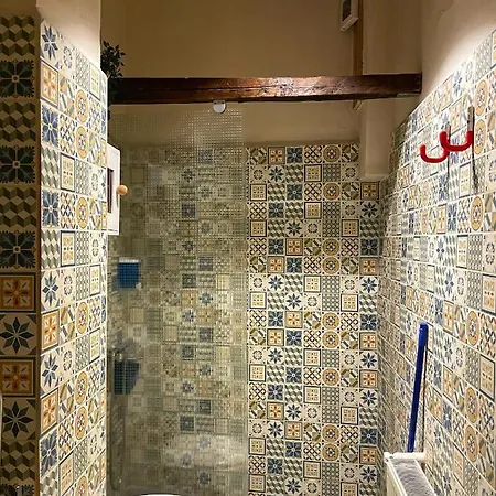 A La *