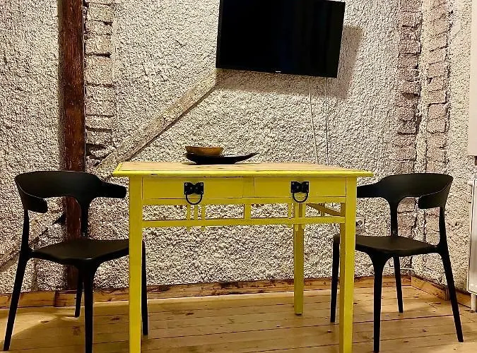 A La Διαμέρισμα